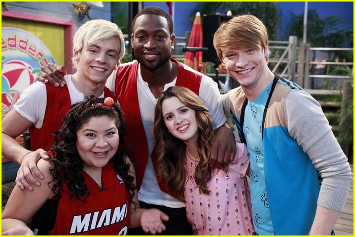 Who Knew Basketball Player Dwyane Wade Was A Huge Austin Moon Fan?