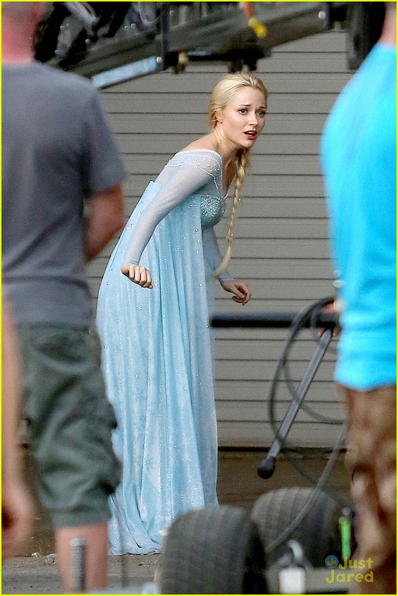 Georgina Haig Spotted in Full Elsa Costume Again on 'Once Upon a Time' Set!
