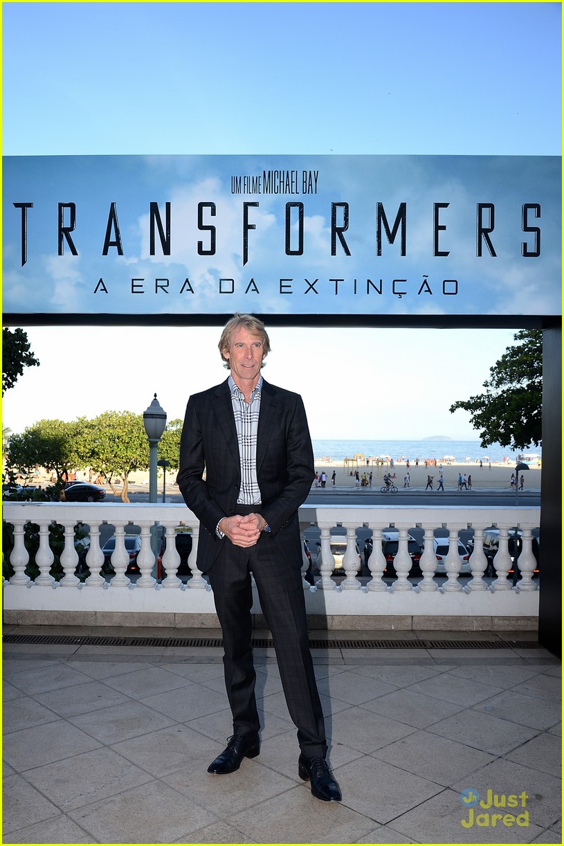 Nicola Peltz & Jack Reynor Hit the Beach for 'Transformers' Photo Call in Rio
