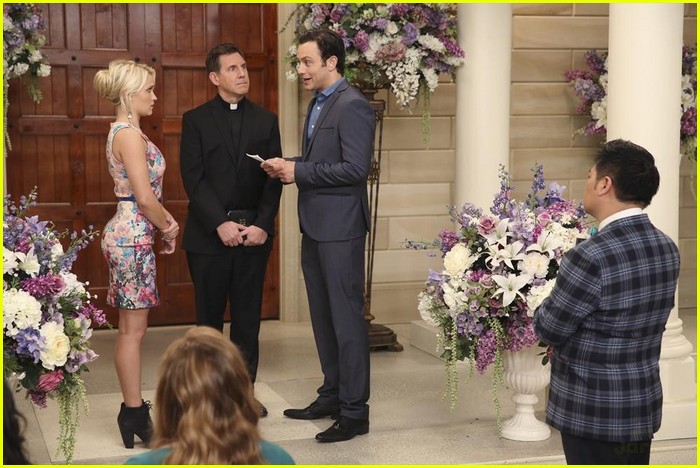 Will Josh & Caroline Get Married On The Season Finale of 'Young & Hungry'?