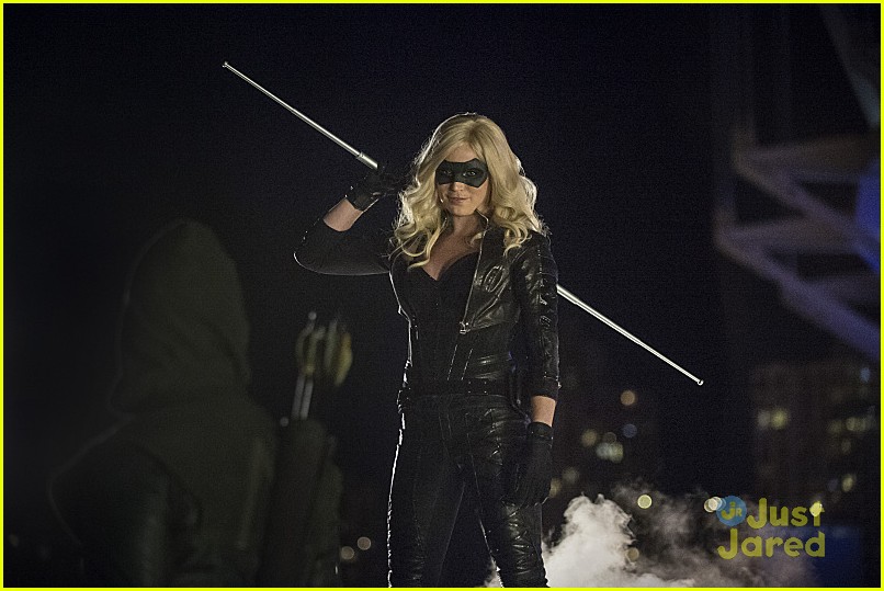 Check Out New Stills From 'Arrow's New Season!