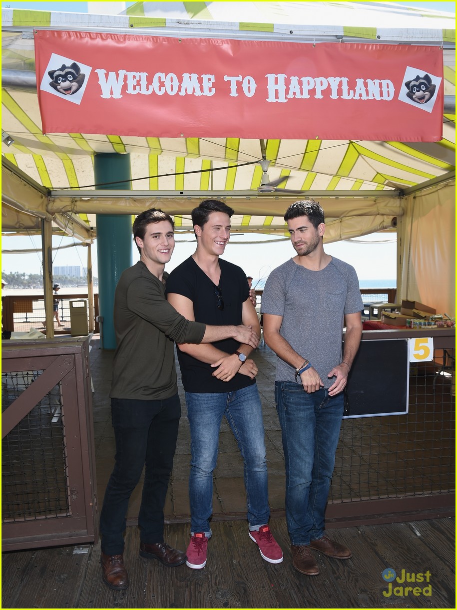 The 'Happyland' Cast Took Over Santa Monica Pier & It Looked Like So Much Fun!