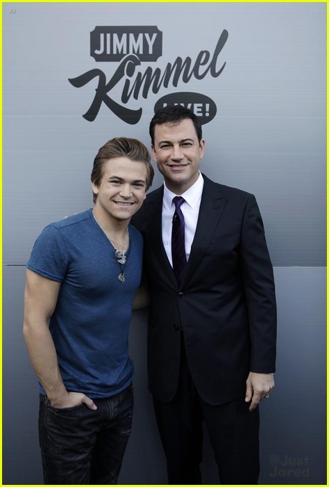Hunter Hayes Was Under The Weather But Still Was The Best One Man Band Ever On 'Kimmel'