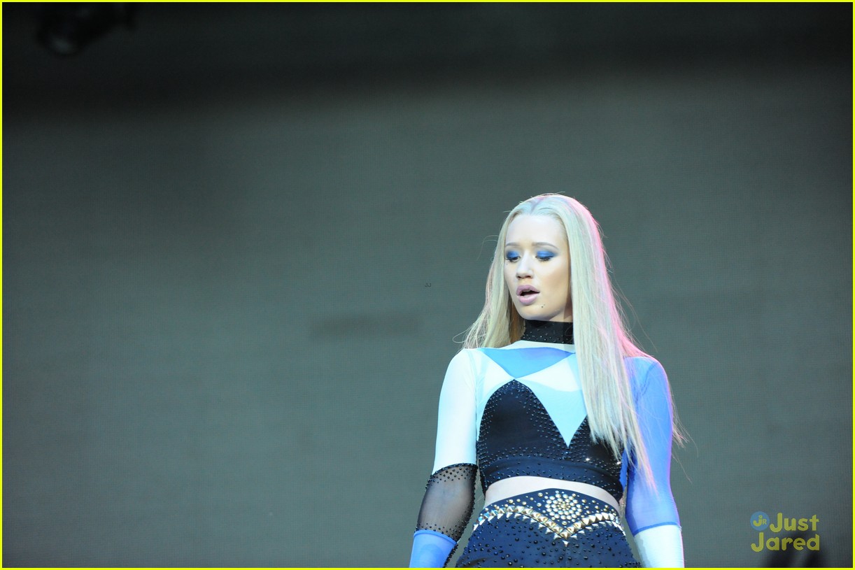 Iggy Azalea Brings Her 'Fancy' Self to iHeartRadio Music Festival 2014!