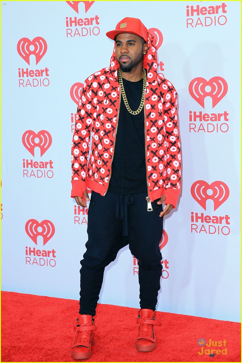 Jason Derulo Talks Dirty at iHeartRadio Music Festival 2014 - Watch Now!