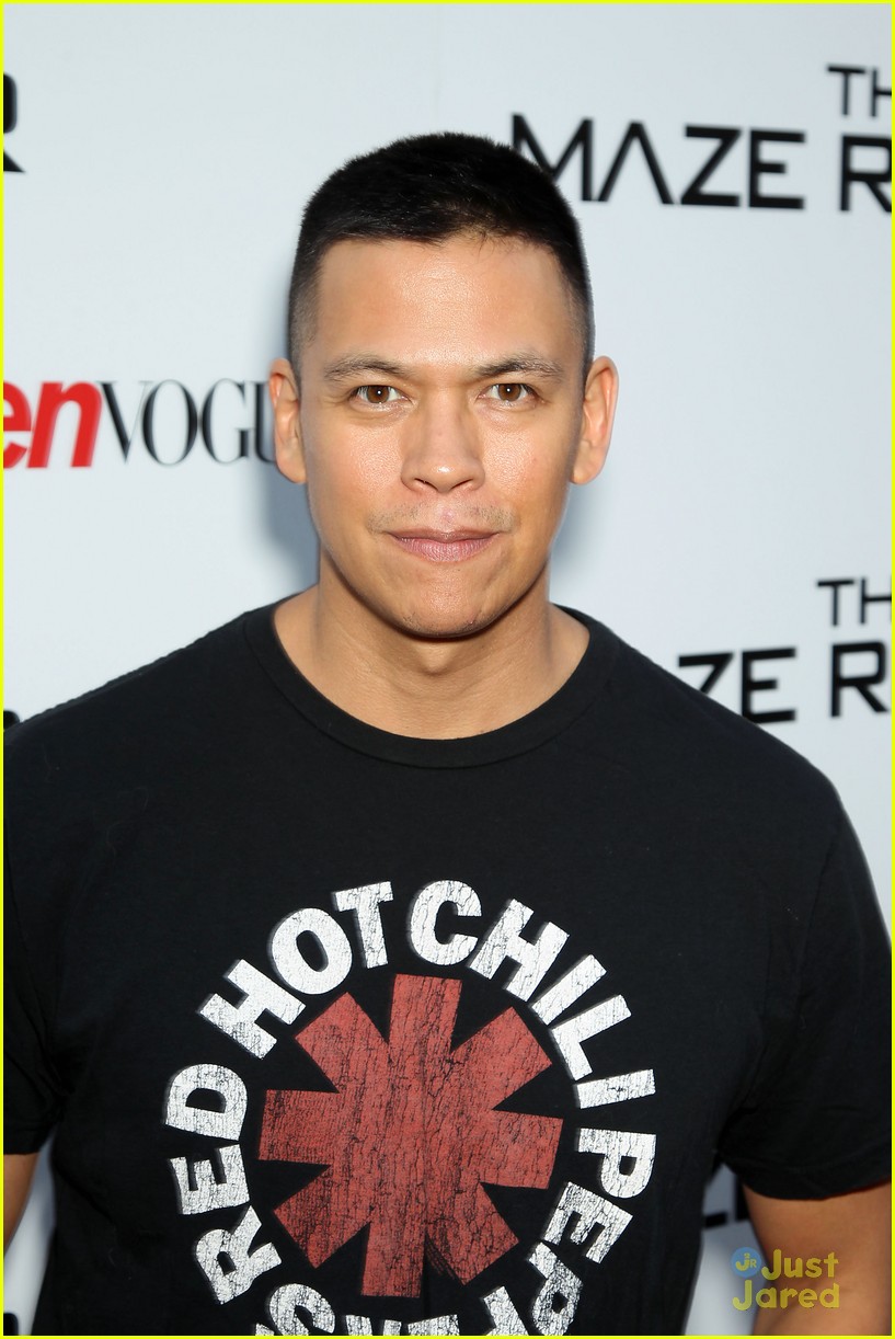 Dylan O'Brien & 'The Maze Runner' Cast Buddy Up in NYC!