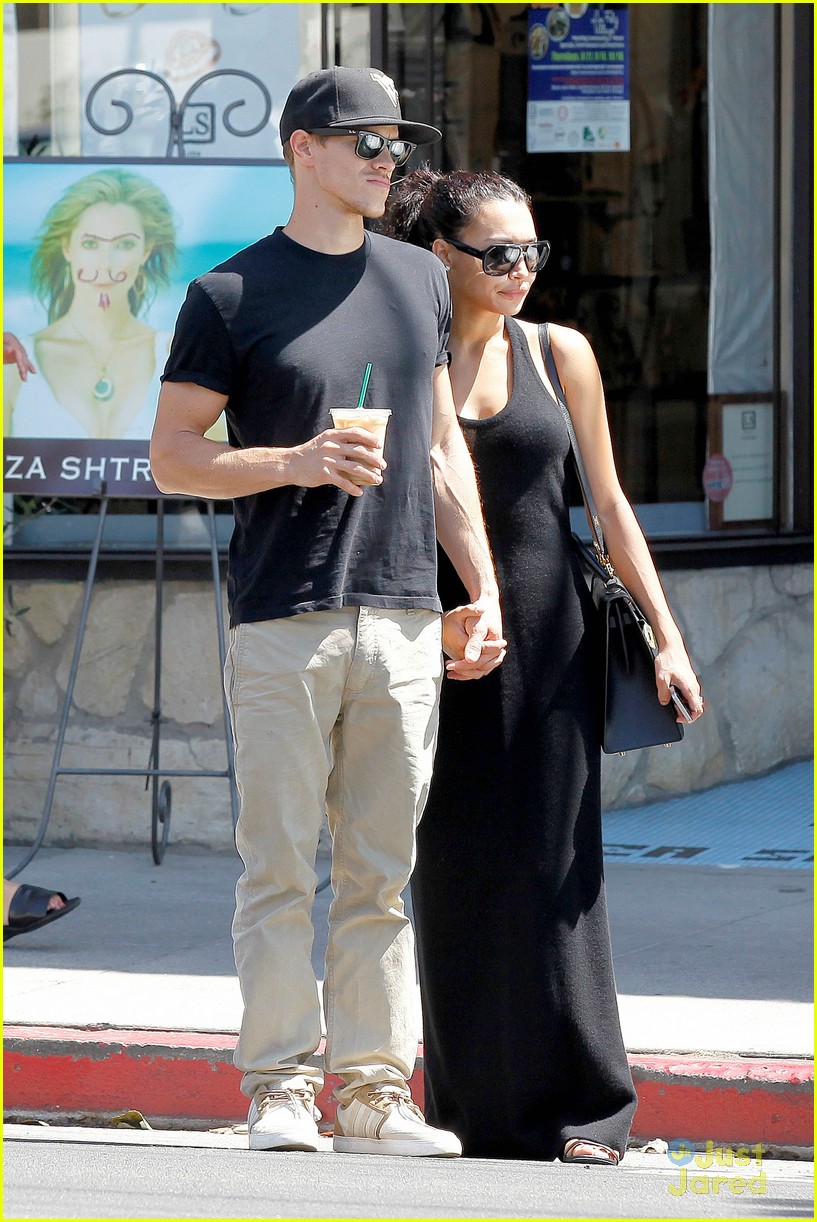 Naya Rivera & Husband Ryan Dorsey Hold Hands After Breakfast!