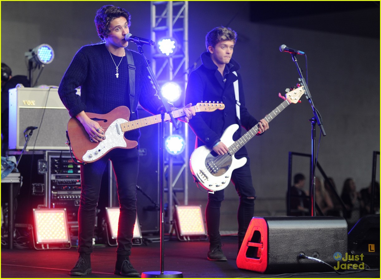 The Vamps To Play at Radio 1 Teen Awards 2014