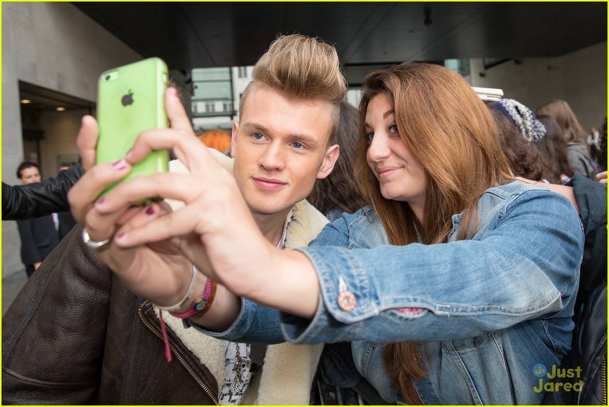 The Vamps To Play at Radio 1 Teen Awards 2014
