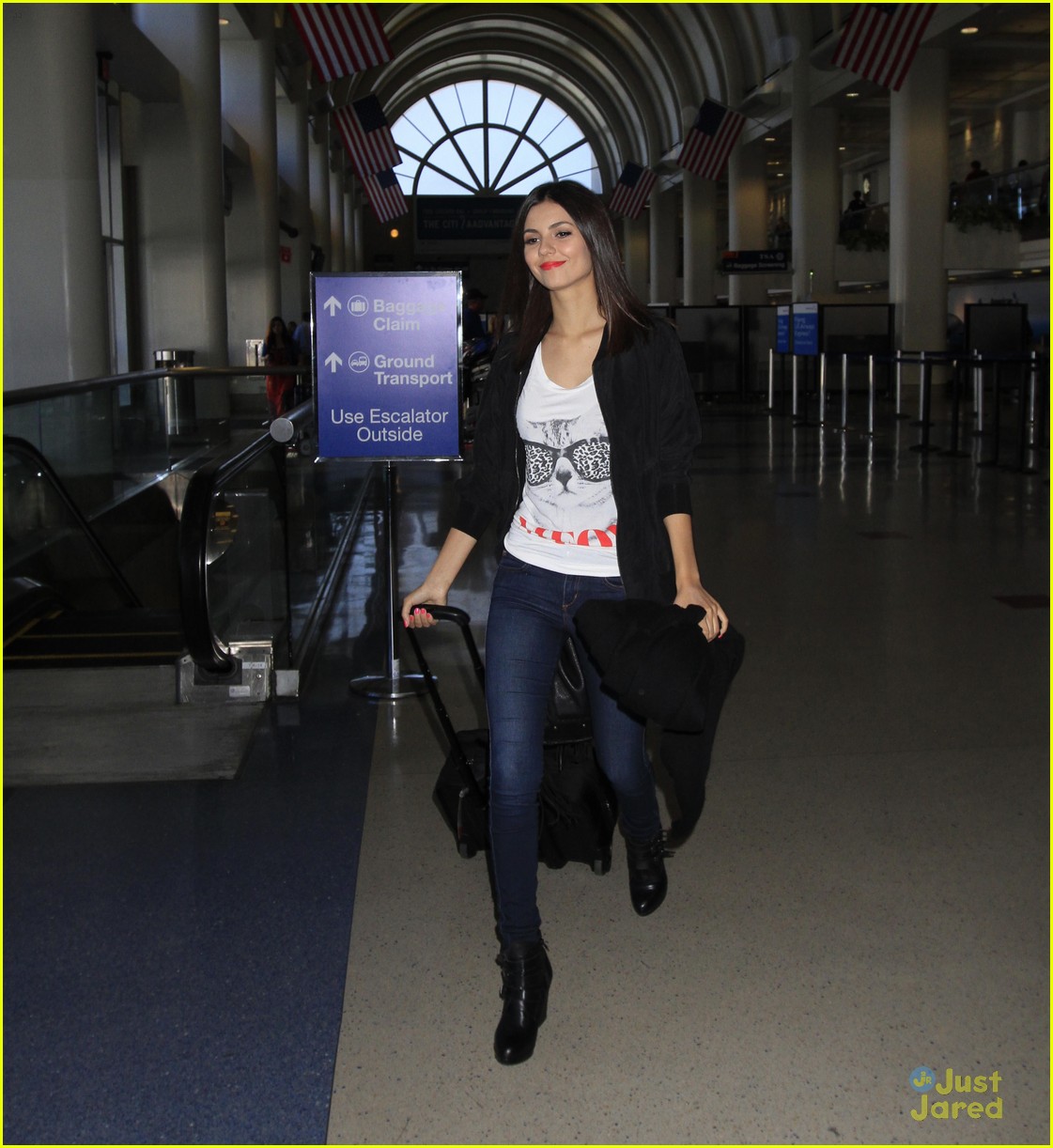 Victoria Justice Jets Out Of Los Angeles After Alleged Nude Pics Leak