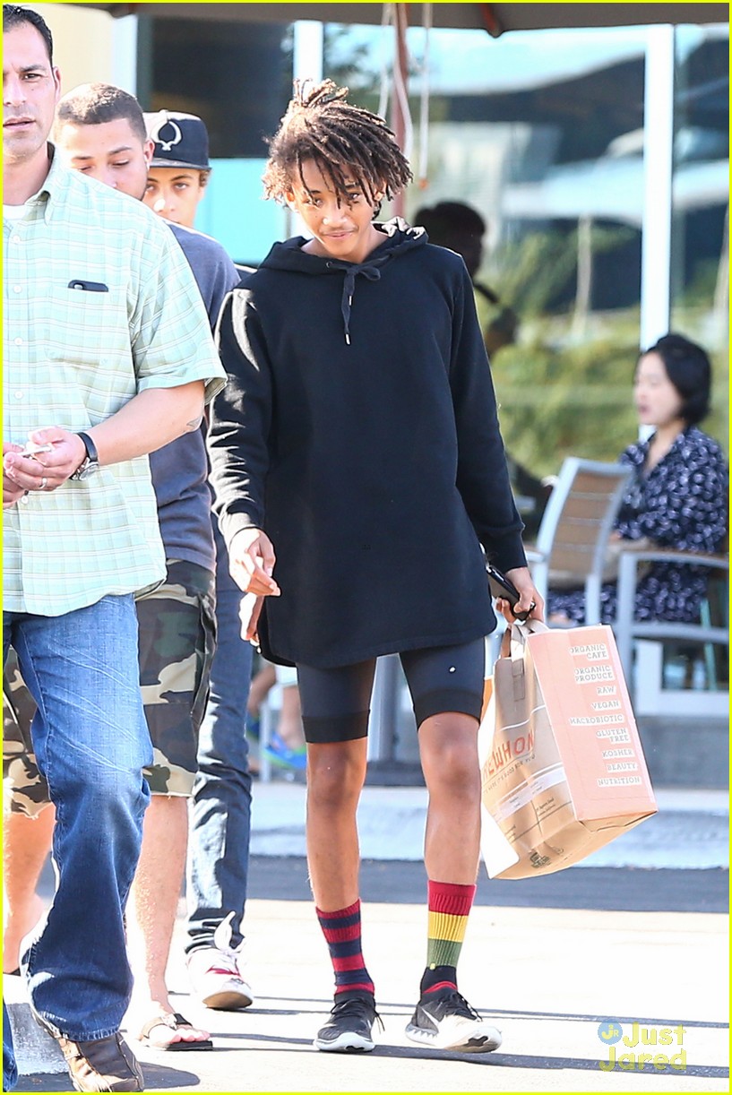 Willow Smith Covers King Krule’s 'Easy Easy' - Listen Now!