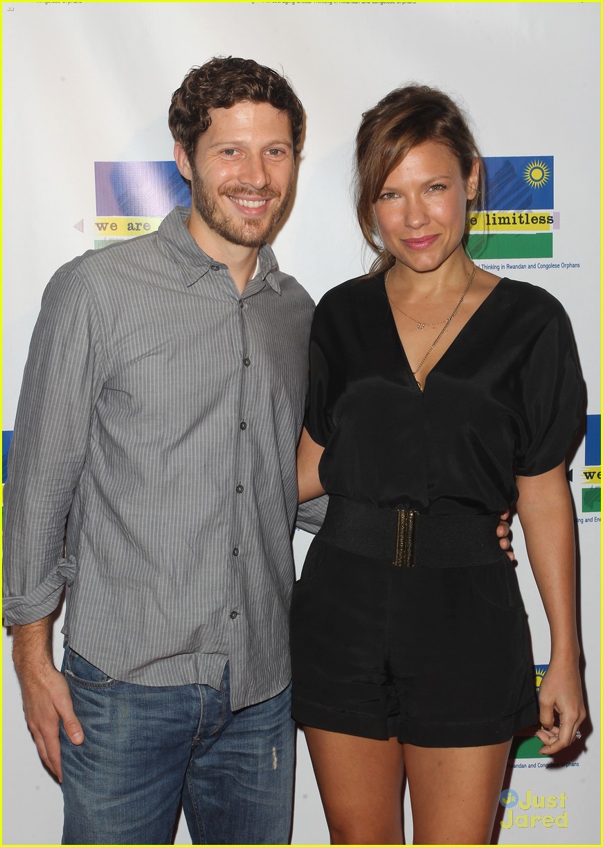 Zach Gilford Plays Poker for Charity in L.A.