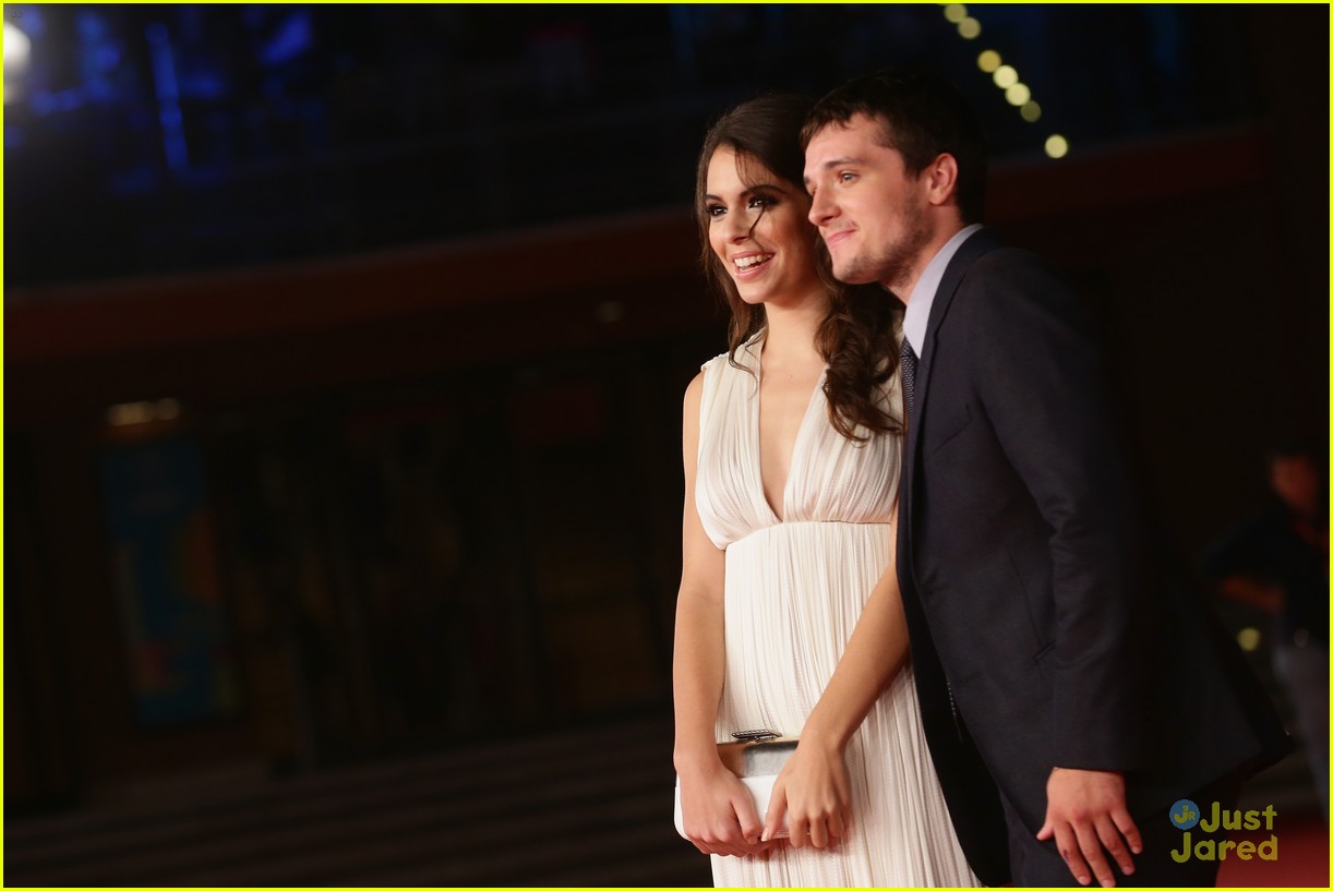 Josh Hutcherson & Claudia Traisac Hit 'Escobar: Paradise Lost' Red Carpet Together!