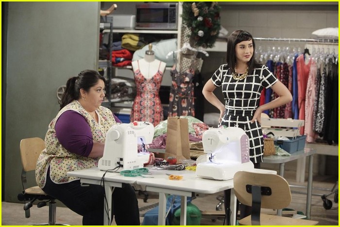 Mandy Gets Business Advice From Mike On New 'Last Man Standing' Tonight