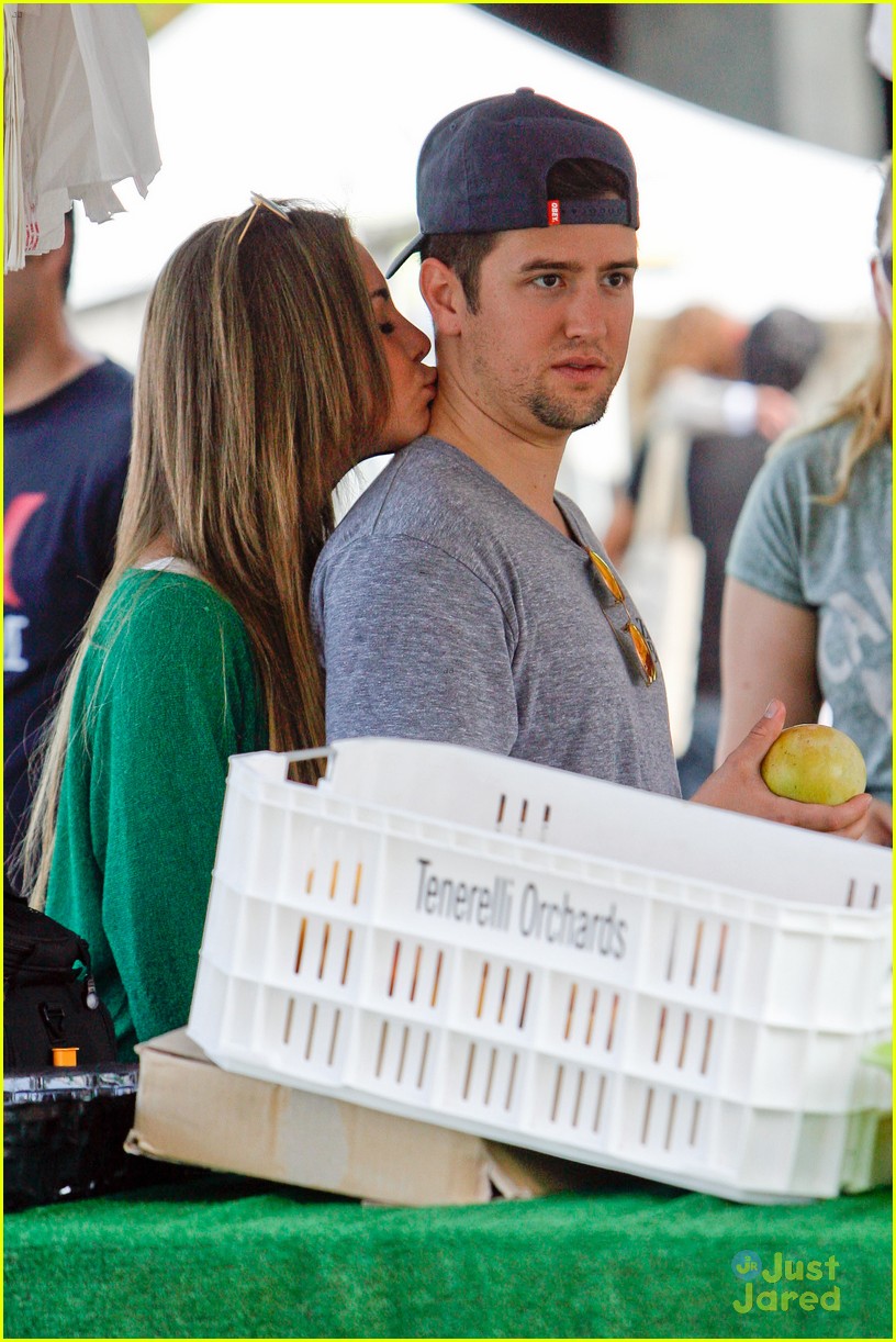 New Couple Alert! Logan Henderson & Makenzie Vega Pack on the PDA While Shopping!