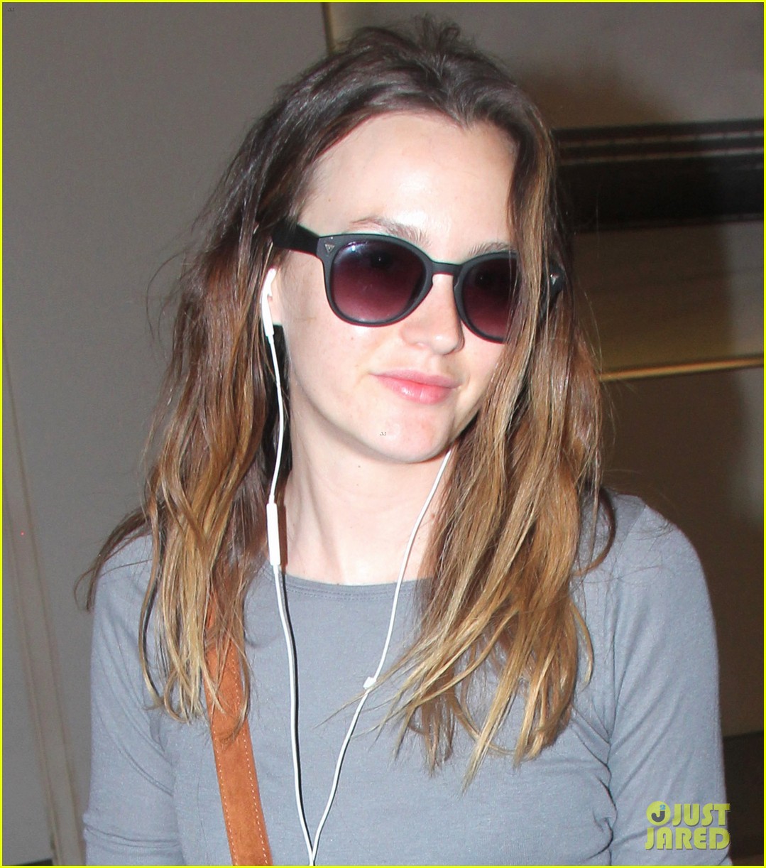 Leighton Meester Is A Sophisticated Lady for 'Like Sunday, Like Rain' Premiere in Mill Valley!