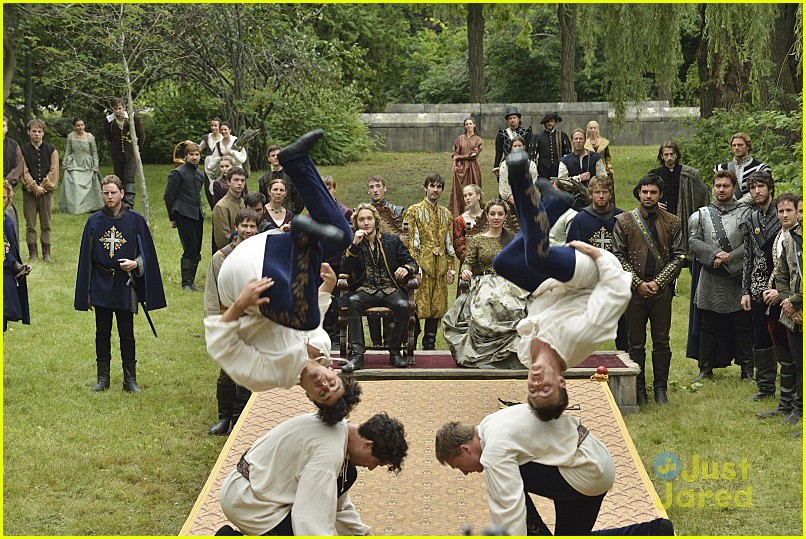 It's Coronation Day For Mary & Francis on 'Reign'!