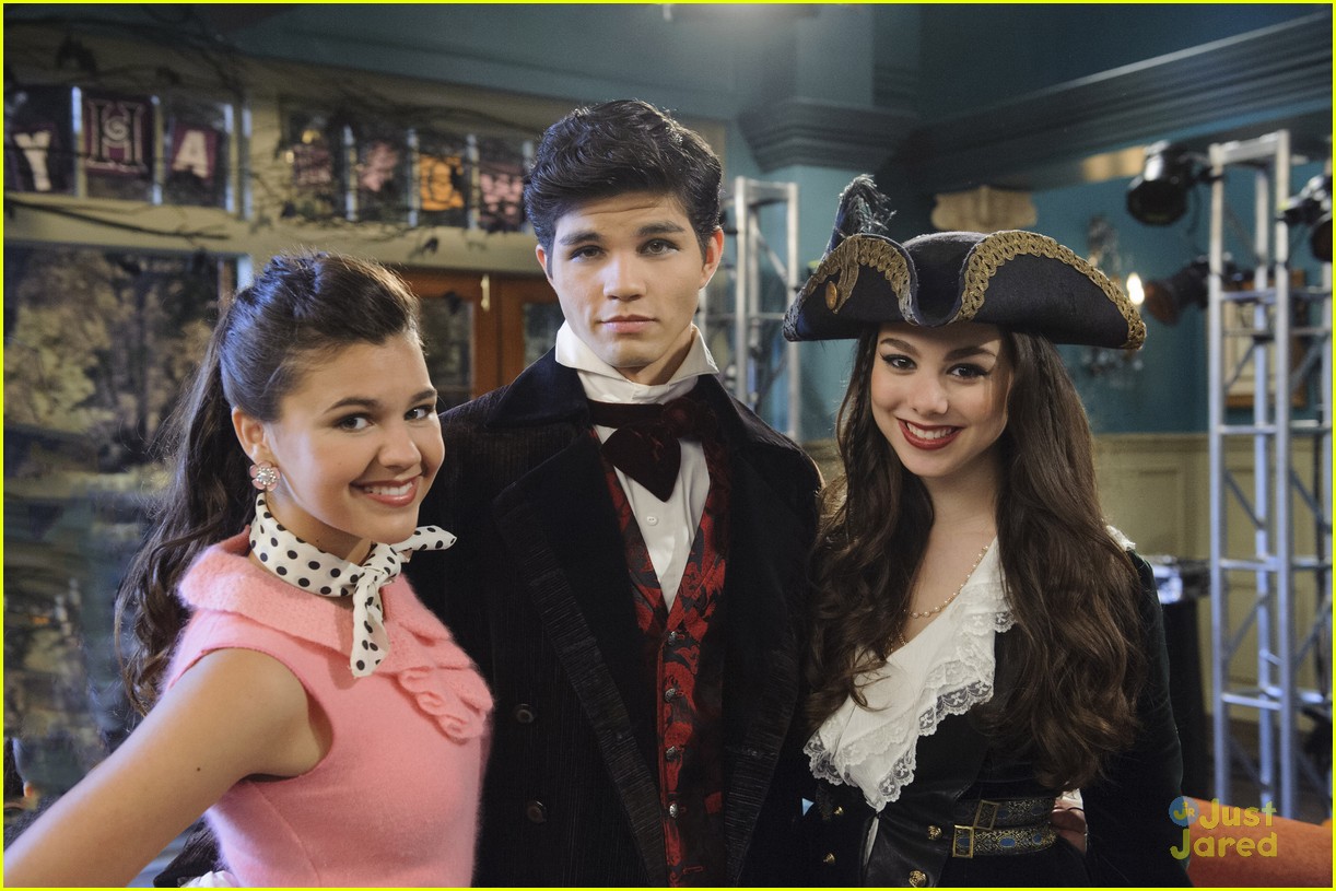 Get A Sneak Peek From 'The Haunted Thundermans' Halloween Crossover Episode!