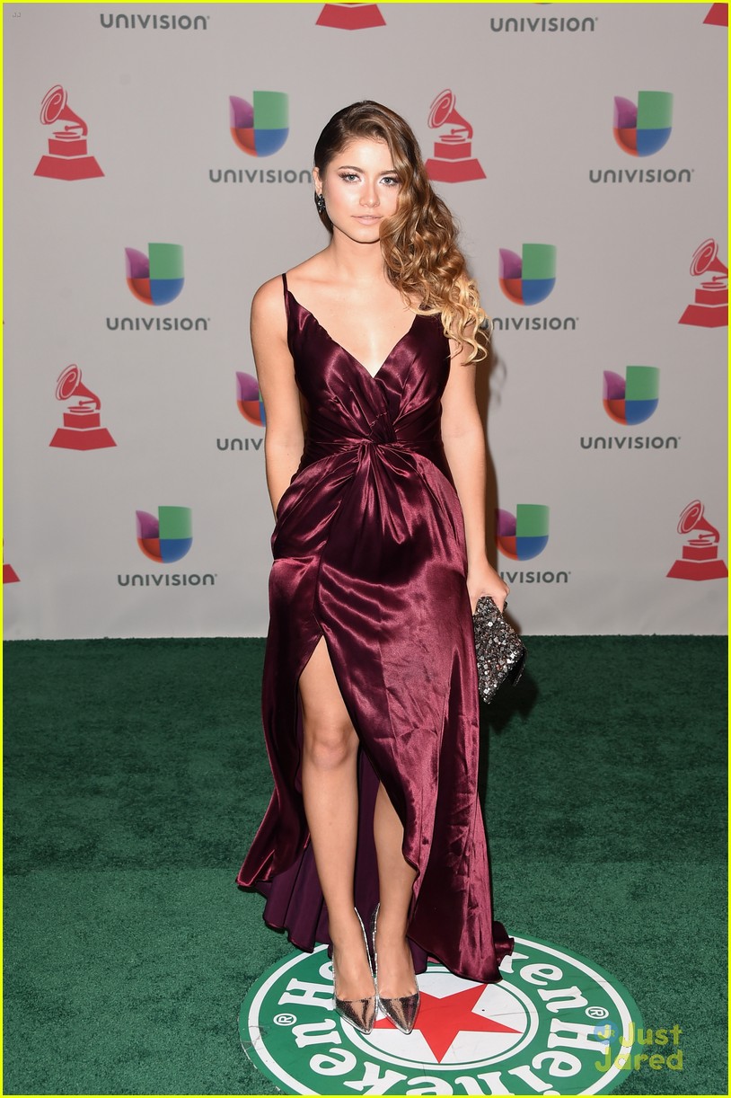 Carlos & Alexa PenaVega Stun At Latin Grammy Awards 2014 With Sofia Reyes