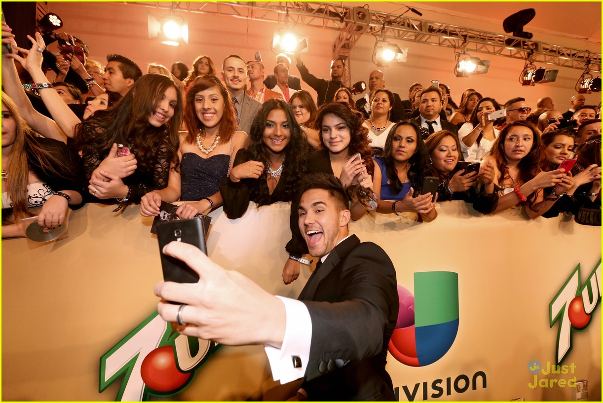 Carlos & Alexa PenaVega Stun At Latin Grammy Awards 2014 With Sofia Reyes
