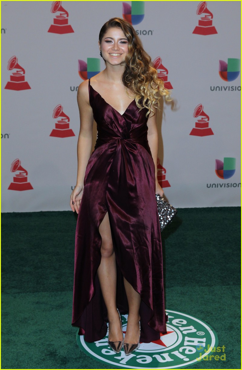 Carlos & Alexa PenaVega Stun At Latin Grammy Awards 2014 With Sofia Reyes