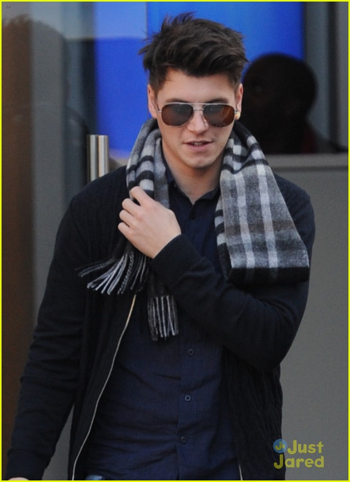 Rixton's Jake Roche is Completely Smitten with Little Mix Girlfriend Jesy Nelson!