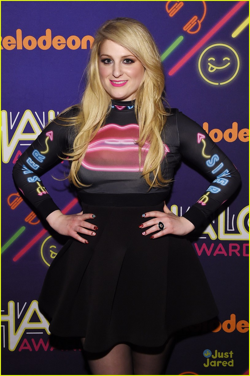 Meghan Trainor & Echosmith's Sydney Sierota Could Be The Cutest BFFs We've Ever Seen!