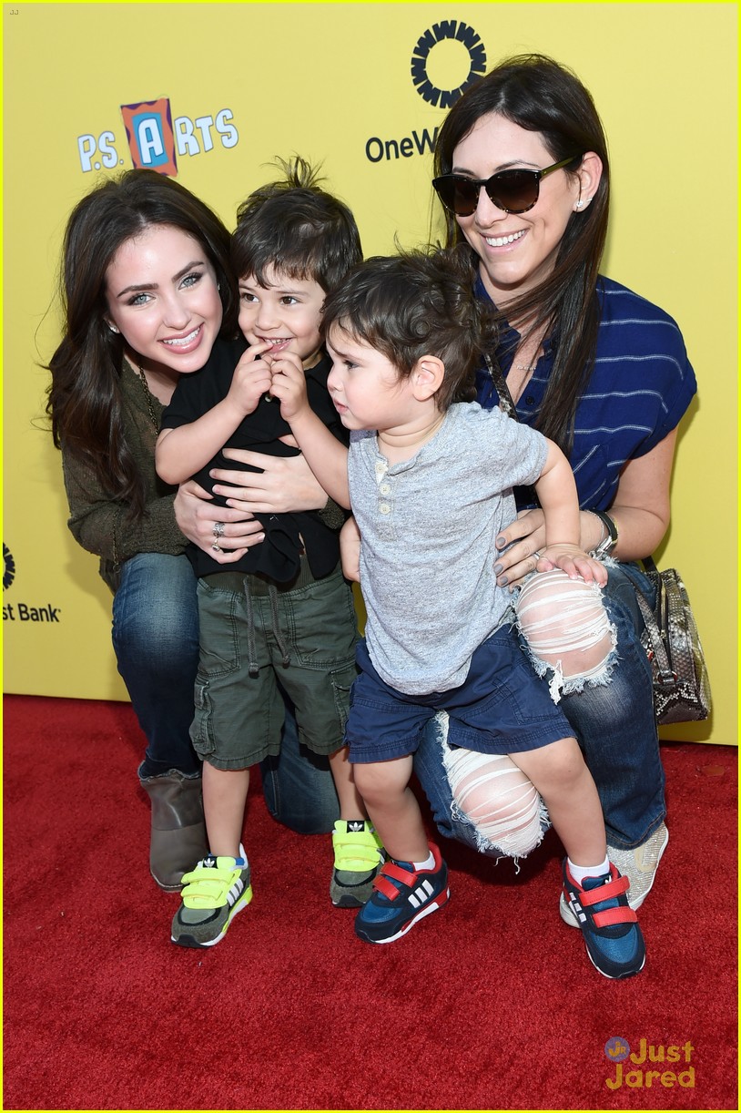 Ryan Newman is Obsessed with 'Scandal,' Just Like the Rest of Us