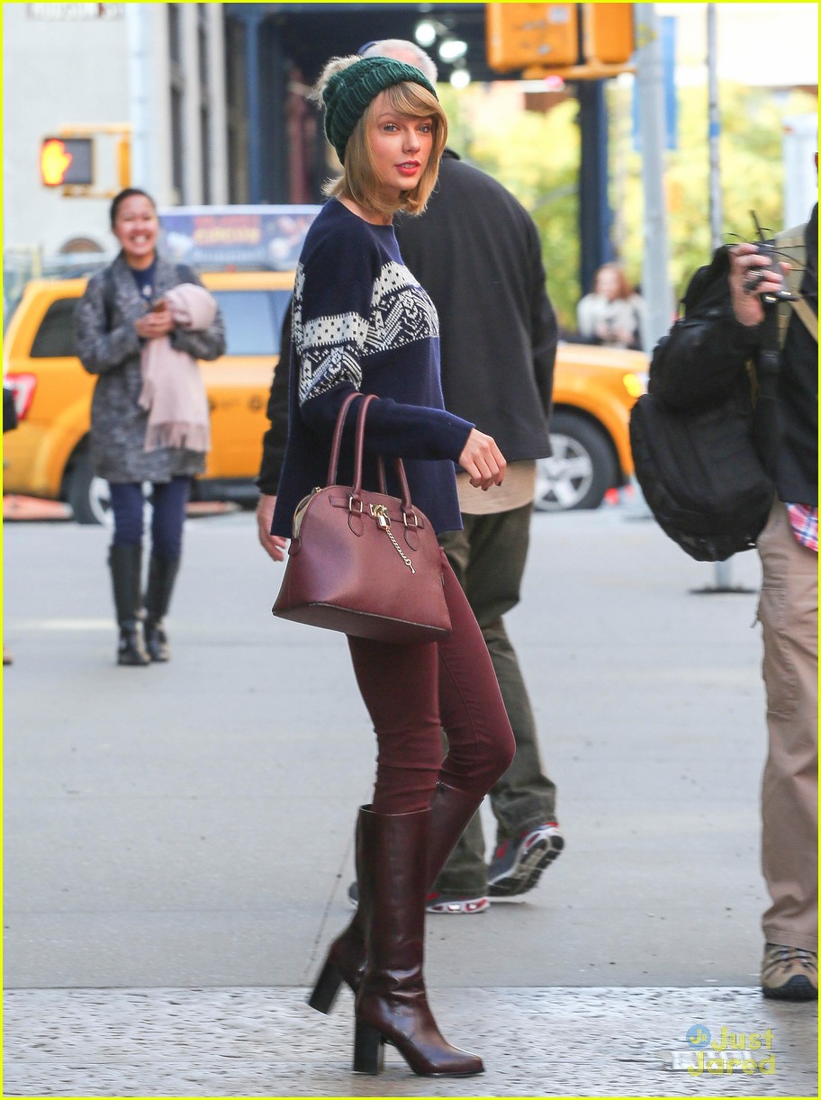 Taylor Swift Has Found Female Role Models in Actresses But Not in the Music Industry