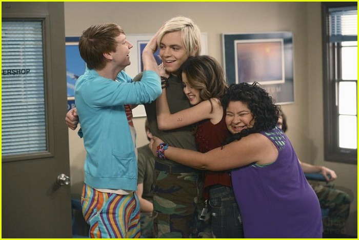 Dez Does Not Want Austin To Cut His Hair In New 'Austin & Ally' Stills