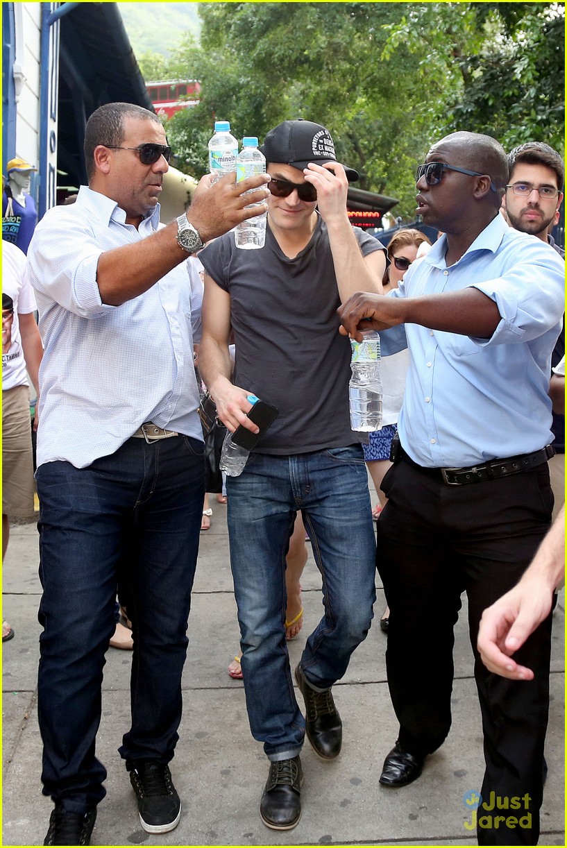 Paul Wesley Flaunts His Buff Biceps While Sightseeing in Rio!