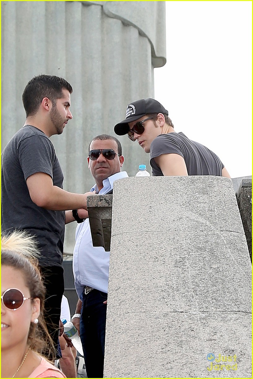Paul Wesley Flaunts His Buff Biceps While Sightseeing in Rio!