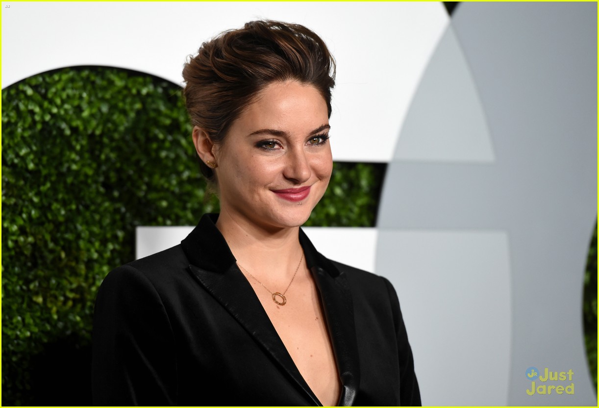 There's No Fault in These Shailene Woodley & Ansel Elgort Photos!