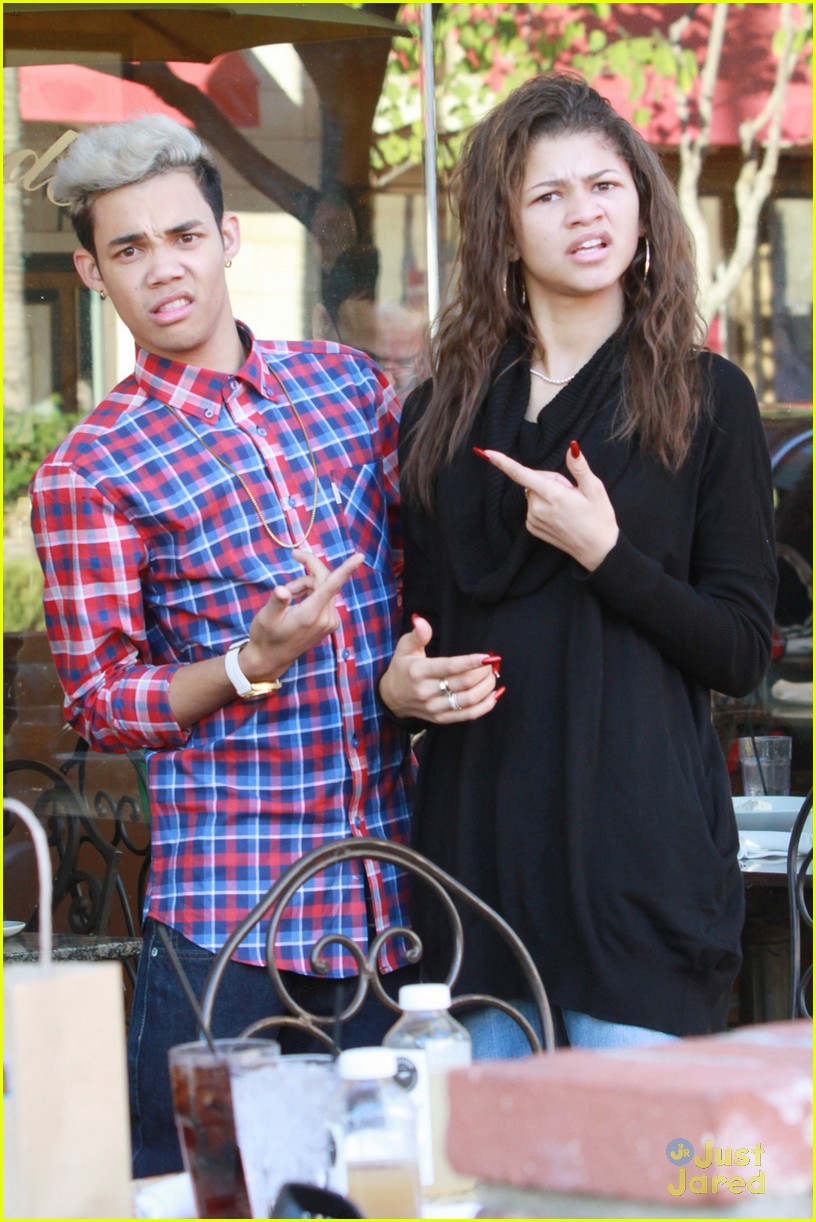 Zendaya Runs into Roshon Fegan at The Grove