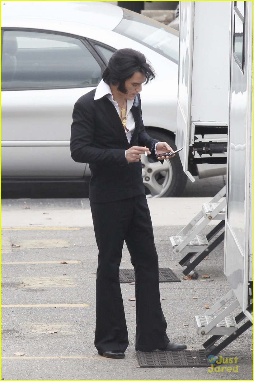 Alex Pettyfer Debuts a New Look for 'Elvis' Movie!