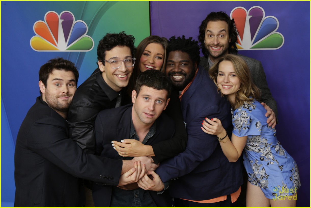 Bridgit Mendler Heats Up TCA Tour With 'Undateable' Cast