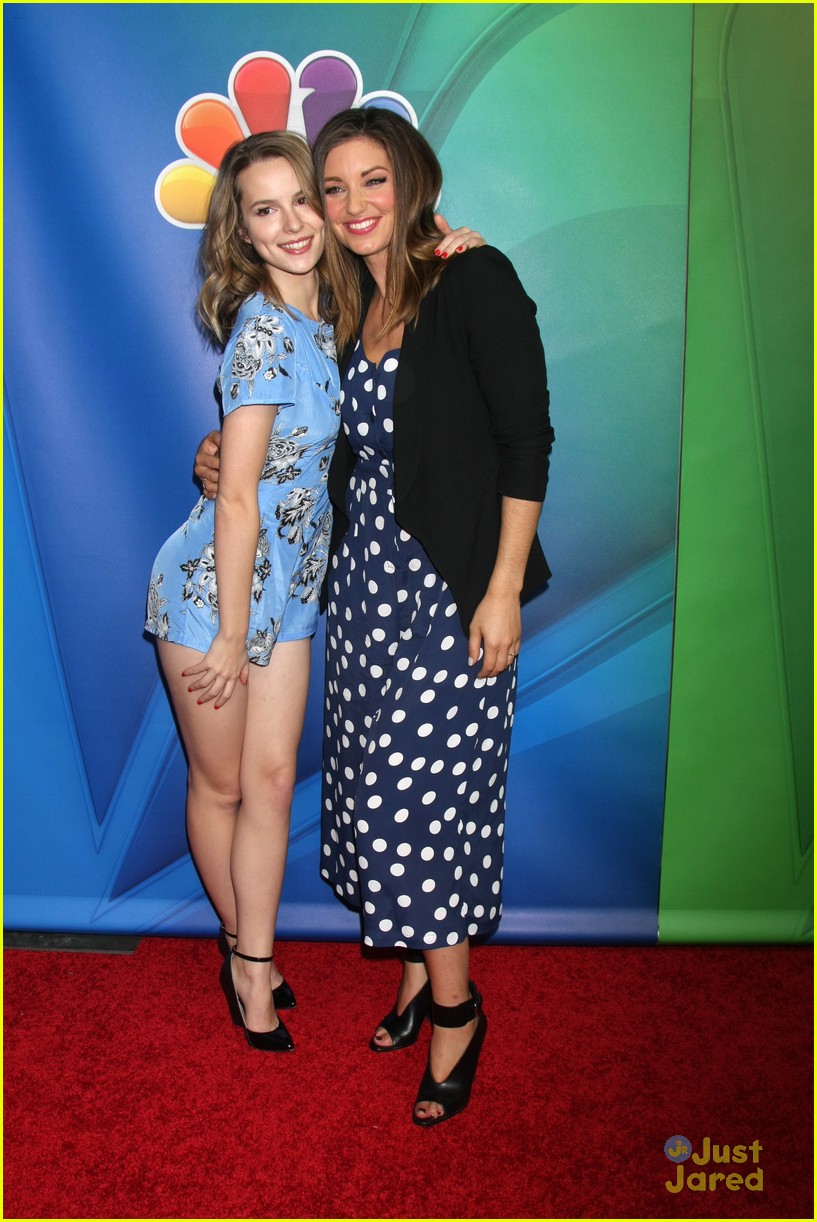 Bridgit Mendler: Get A First Look at Candace On 'Undateable'!