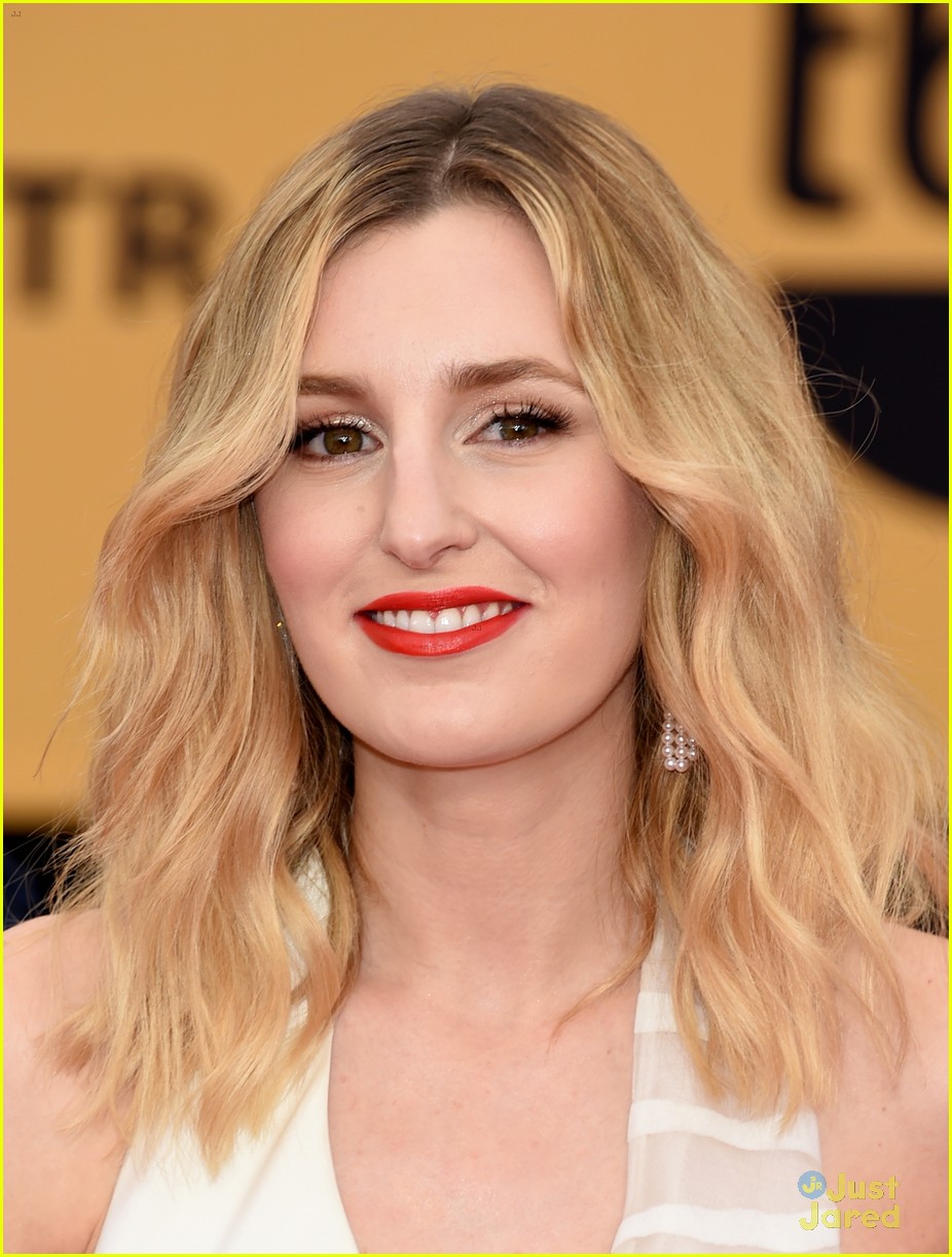 Laura Carmichael WINS with 'Downton Abbey' Cast at SAG Awards 2015!