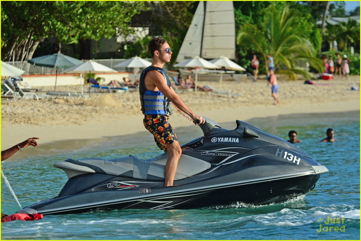 Union J's George Shelley & Caterina Lopez Take The Cutest Beach Selfies Together in Barbados