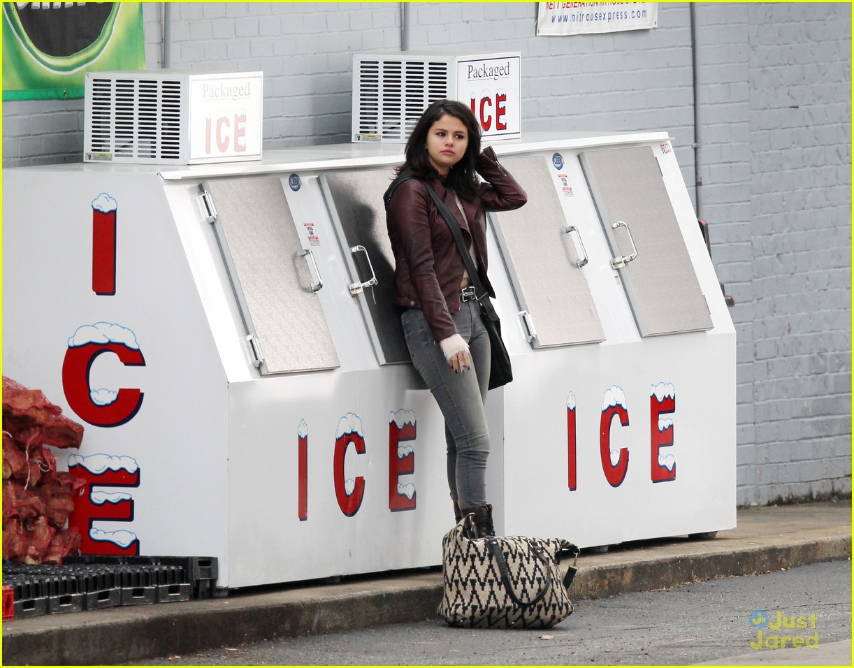 Selena Gomez Gets to Work on First Day of Shooting 'Revised Fundamentals of Caregiving'