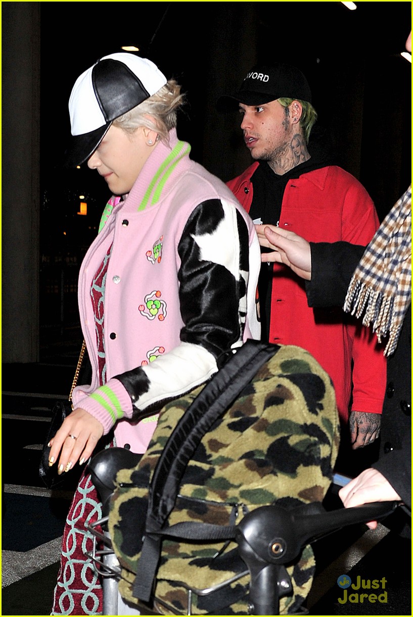 Rita Ora & Ricky Hilfiger Start New Year By Jetting Home to London