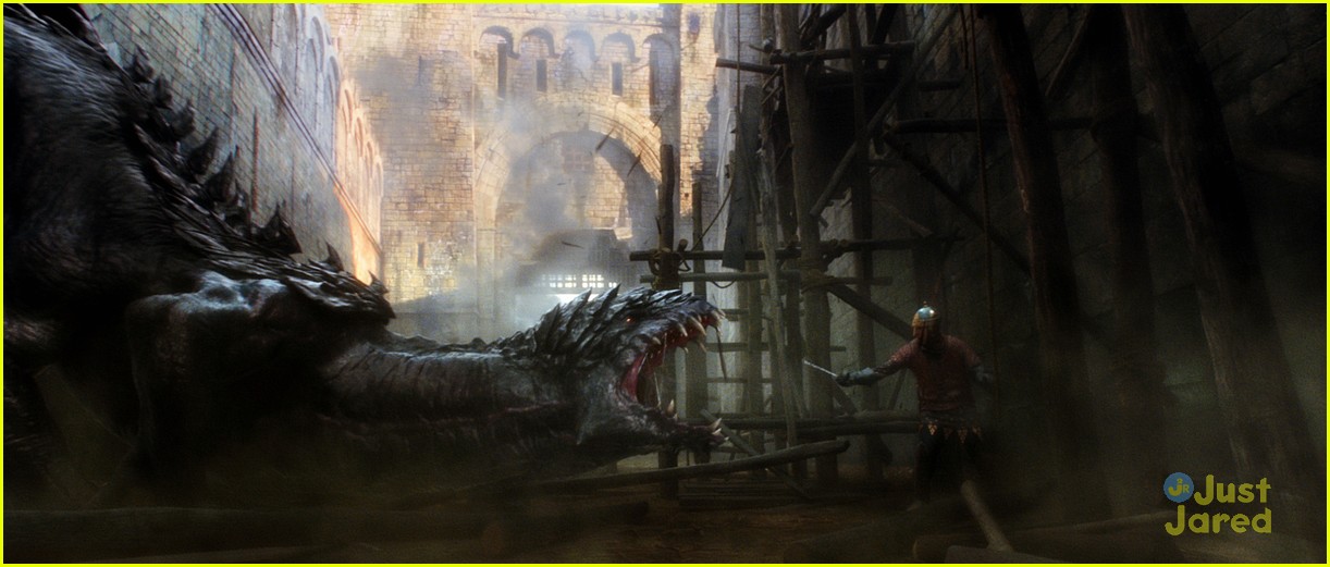 Watch Ben Barnes Battle With Magic In New 'Seventh Son' Stills!