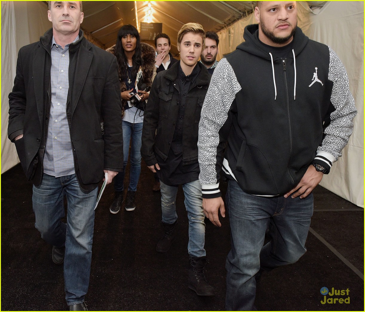 Justin Bieber & Naomi Campbell Walk Hand-in-Hand at Her Charity Fashion Show
