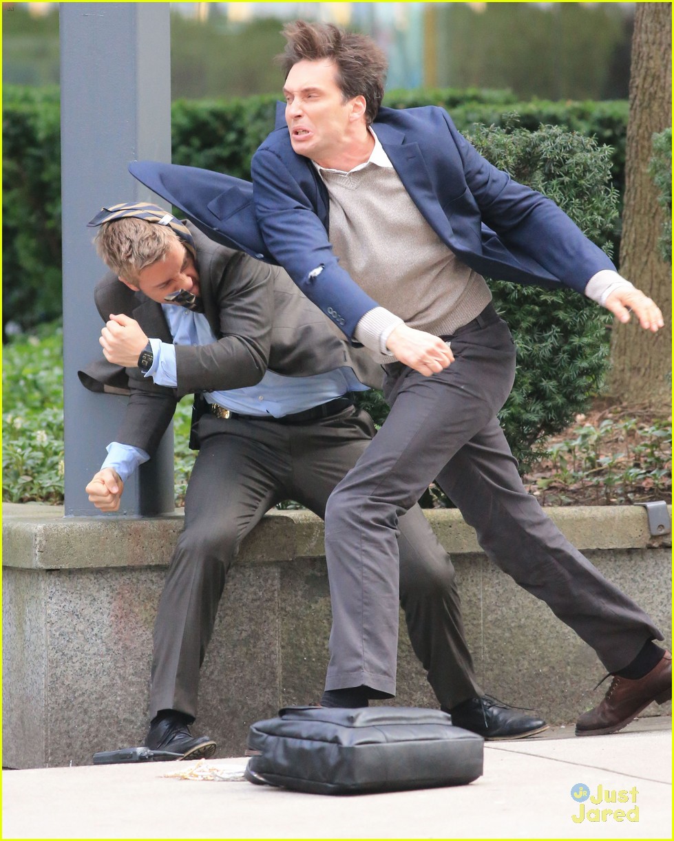 Time Travel is Tested on Tonight's 'The Flash'