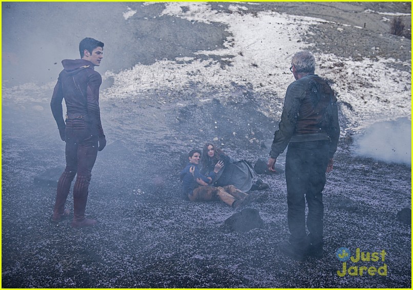 Time Travel is Tested on Tonight's 'The Flash'