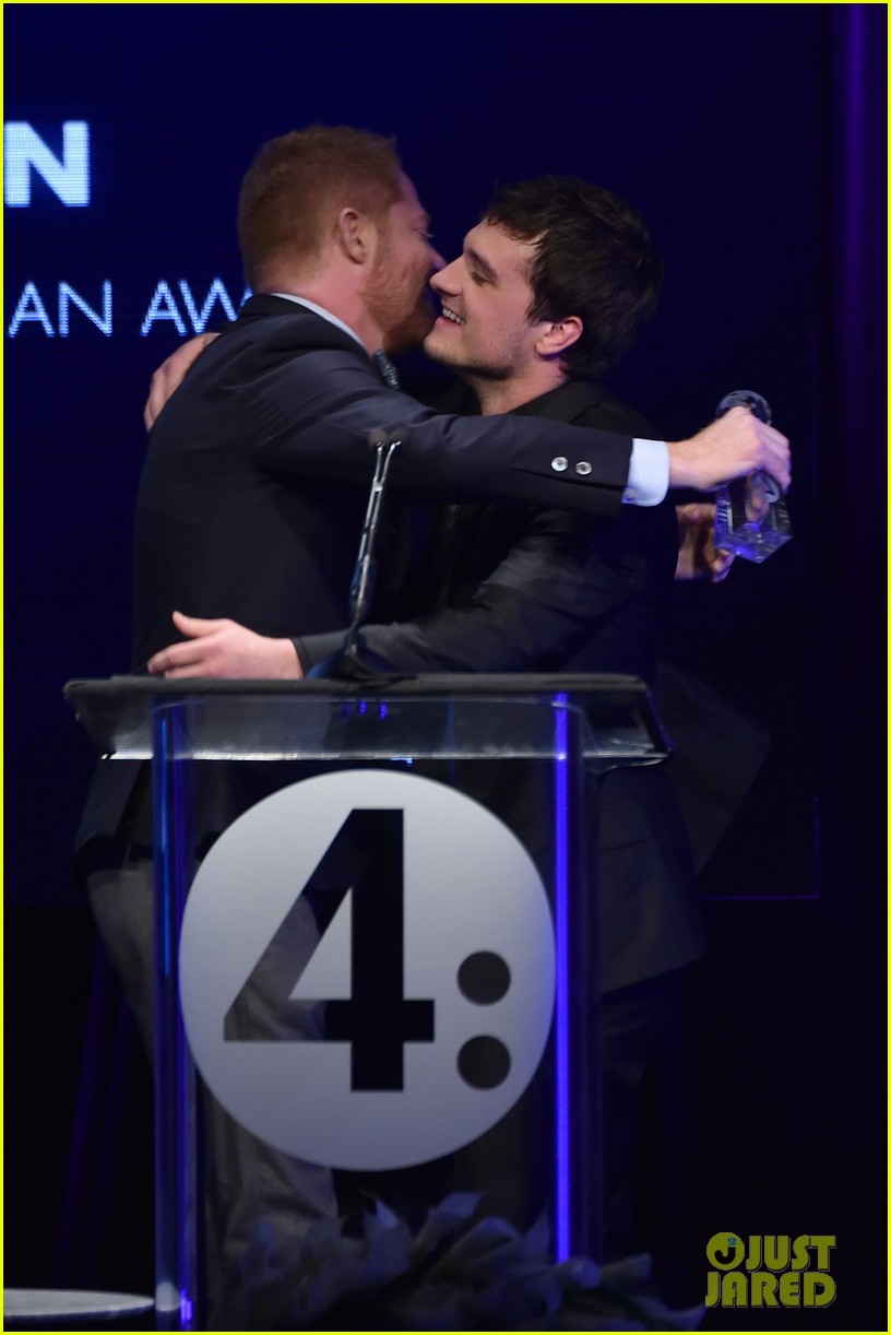 Josh Hutcherson Gets Honored at the Unite 4 Humanity Gala 2015!
