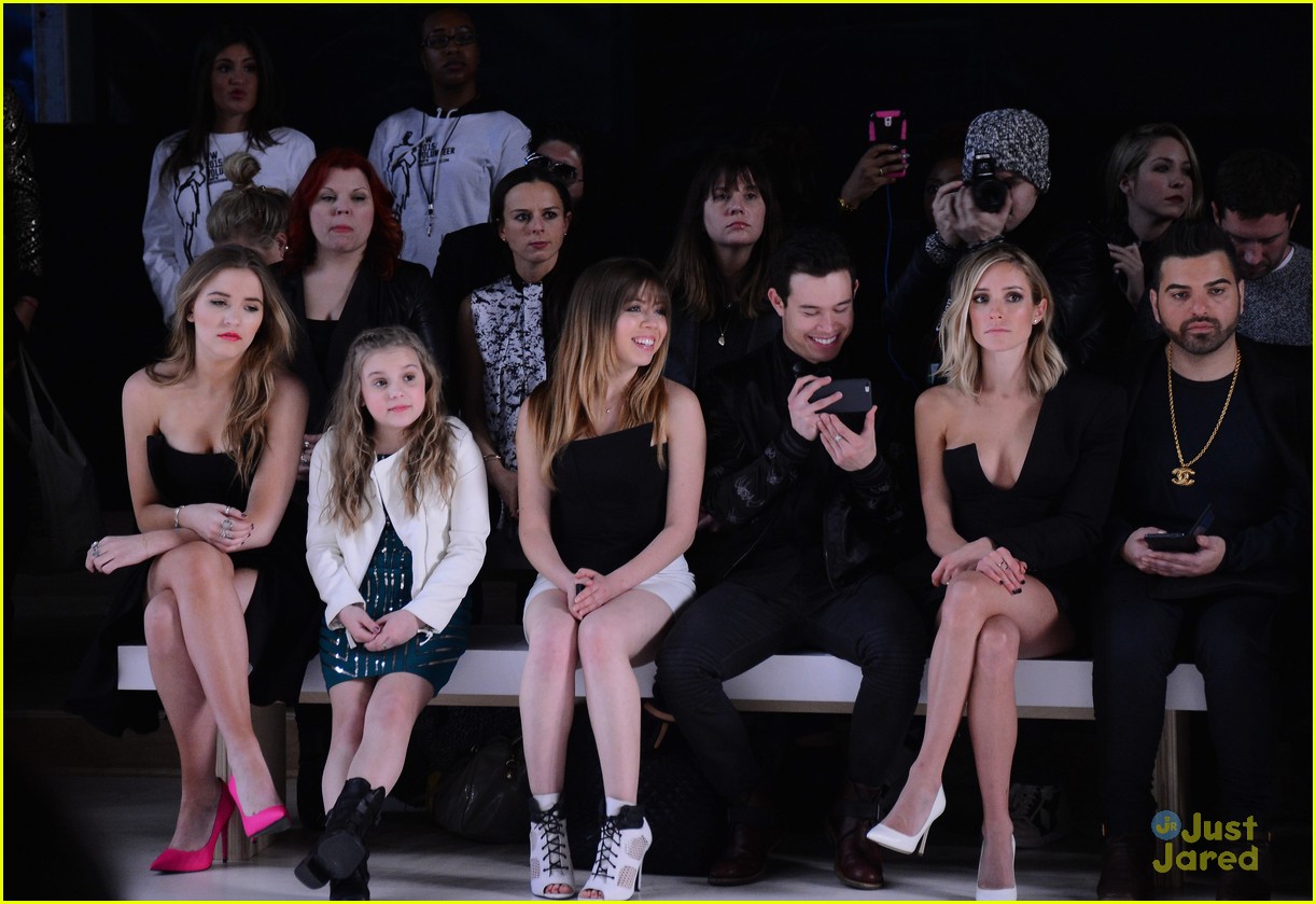 Lennon & Maisy Stella Join Mom Marylynne For New York Fashion Week Shows
