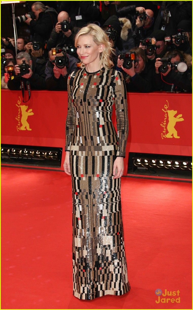 Lily James Wore a Corset to Achieve Cinderella's Small Waist