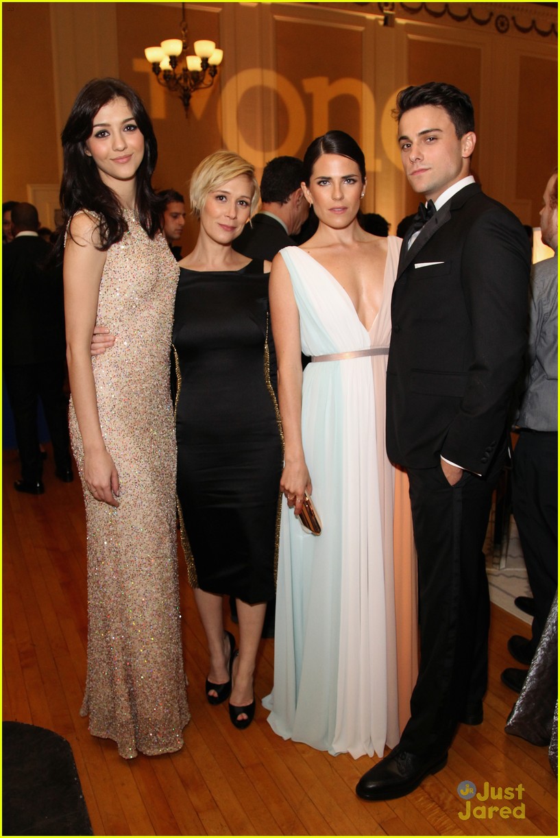 Alfie Enoch & Aja Naomi King Bring 'Murder' to NAACP Image Awards 2015