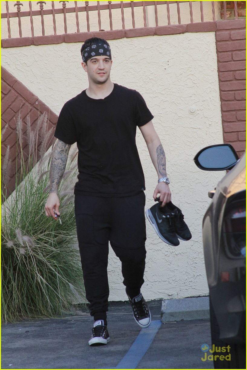 Willow Shields Meets Up With Mark Ballas At Dance Studio for 'DWTS' Practice